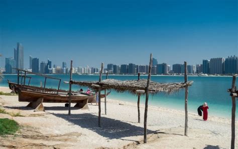 Five Best Fishing Spots in Abu Dhabi .
